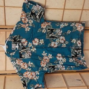 Bluewater Wear blue Hawaiian button down shirt size L